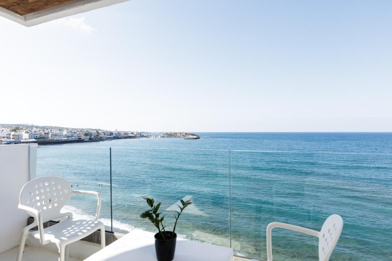 Kahlua Sea View Suites 헐소니소스 외부 사진
