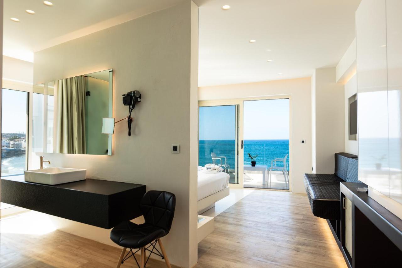 Kahlua Sea View Suites 헐소니소스 외부 사진