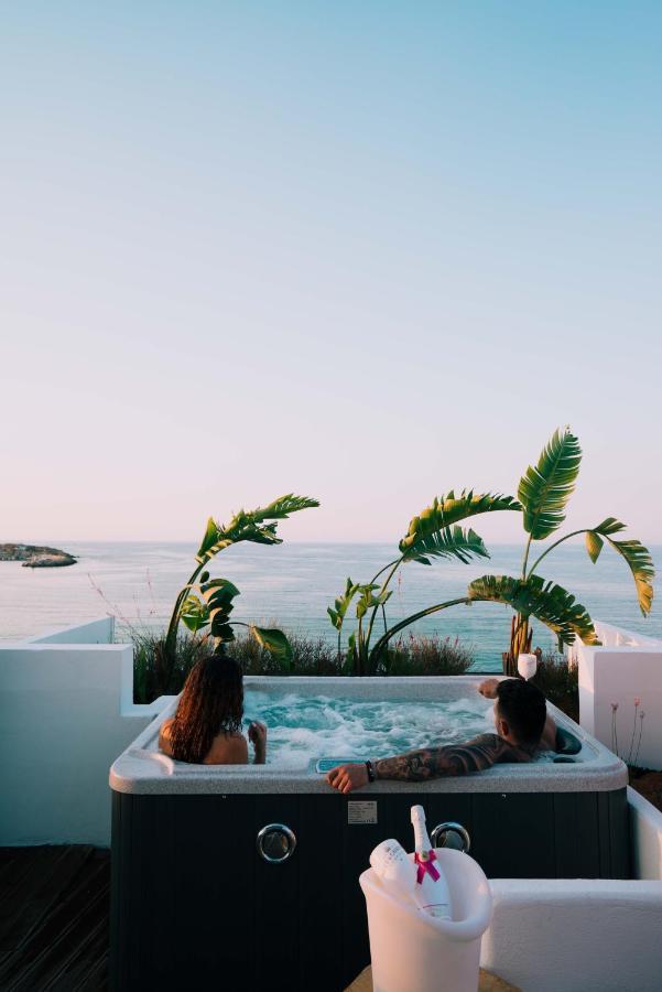Kahlua Sea View Suites 헐소니소스 외부 사진