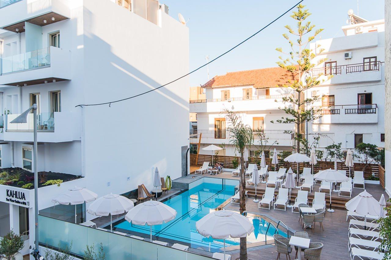 Kahlua Sea View Suites 헐소니소스 외부 사진